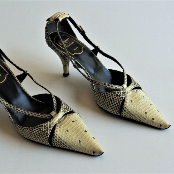 Roger Vivier Python Snakeskin Pointy Toe Heels SZ - Picture 3 of 7